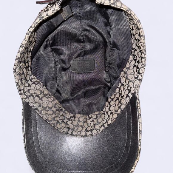 Coach Grey and Black Hat - Picture 3 of 5